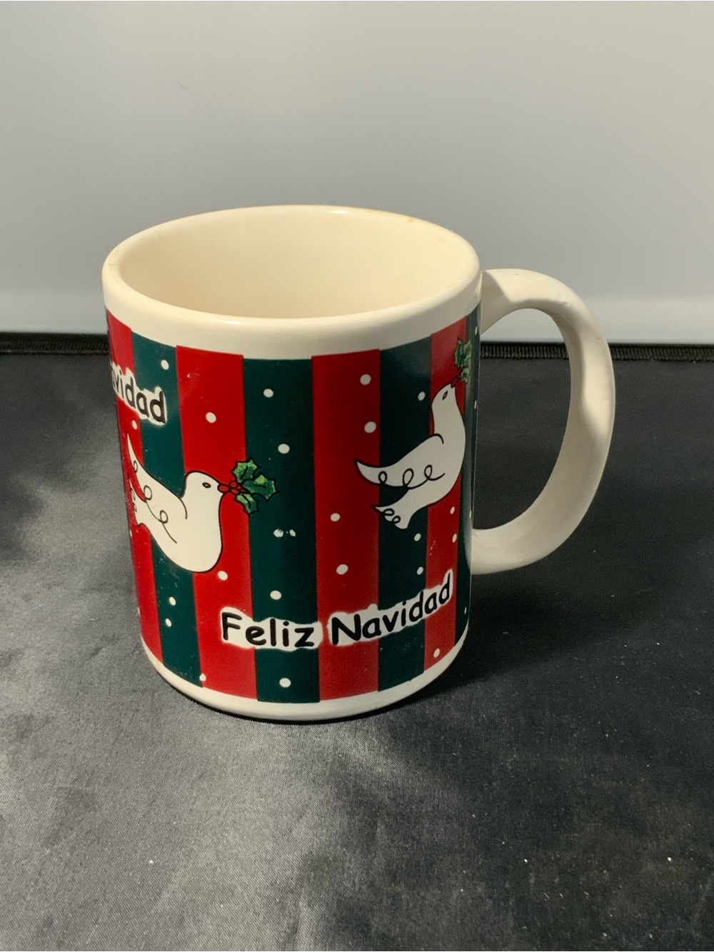 Holiday 'Feliz Navidad' Ceramic Mug - Red & Green